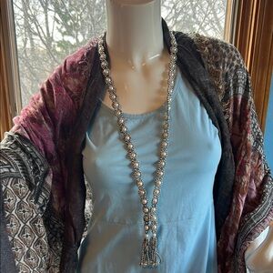 Elegant Silver and Pearl Necklace